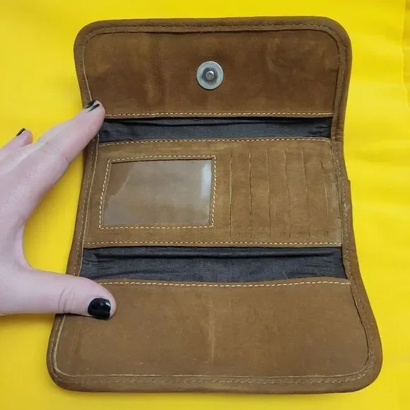 Embroidered Floral Wallet - Picture 6 of 10